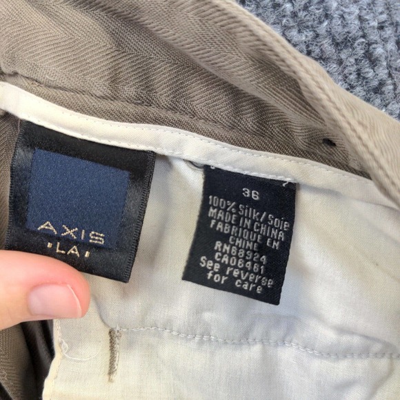 AXIS LA Men's Straight Leg Chino Pants Tan 36 Pleated Front Cuffed Hem Silk - Picture 8 of 10